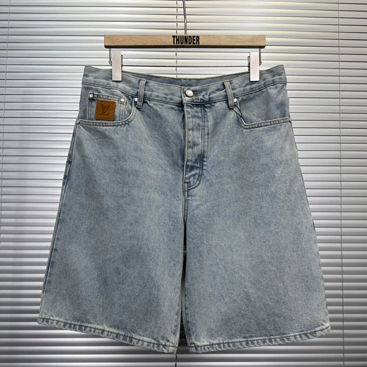 SHORT L*V THS02